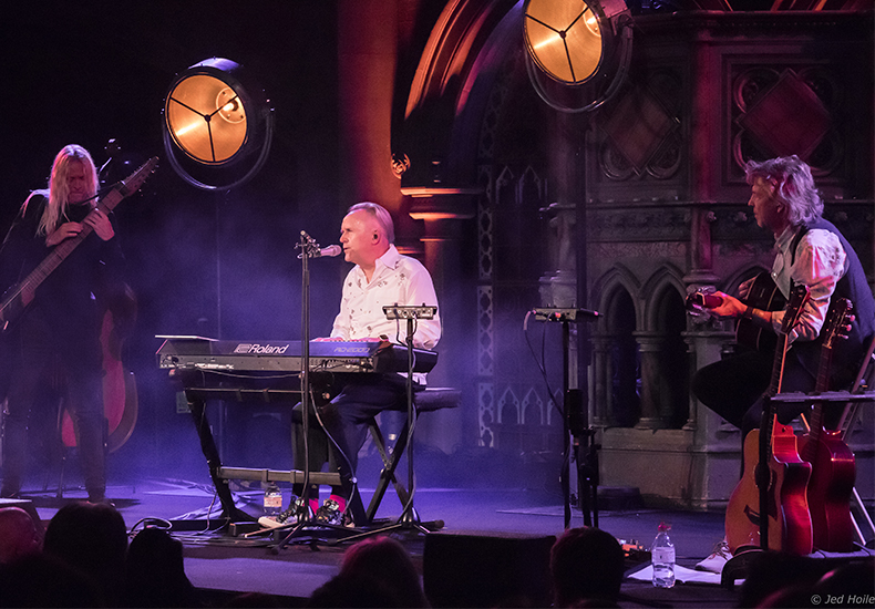 Howard Jones